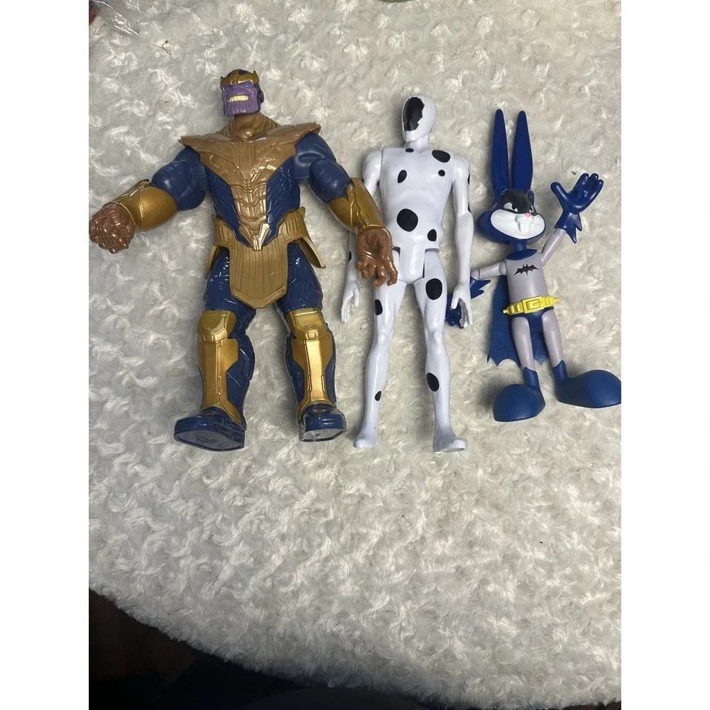 Marvel Mixed Lot 3 Action Figures Thanos & Bugs Bunny Plastic No Packaging